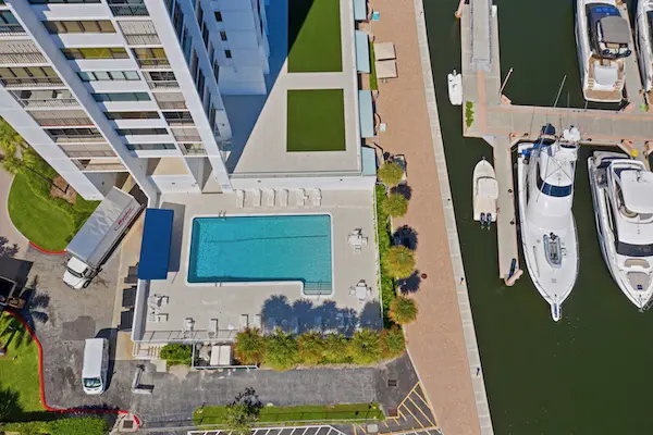 Waterview Towers West Palm Beach condos, Florida — photo 3