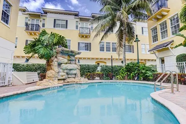 Hamilton Place — Delray beach
