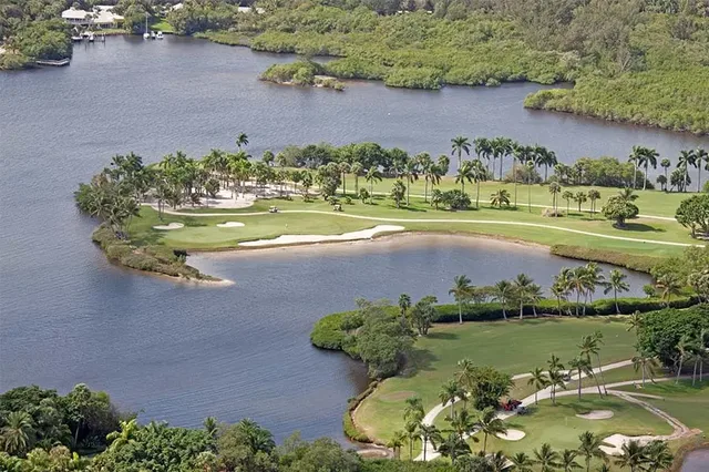 Jupiter Island Club condos, Florida — photo 7