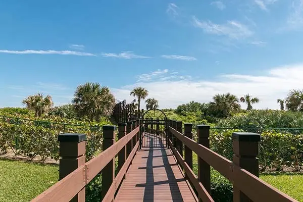 Path from Martinique on Singer Island to the Beach