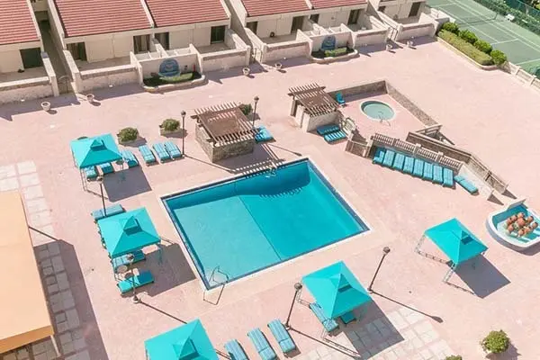 Martinique Singer Island Swimming Pool and Lounge Area