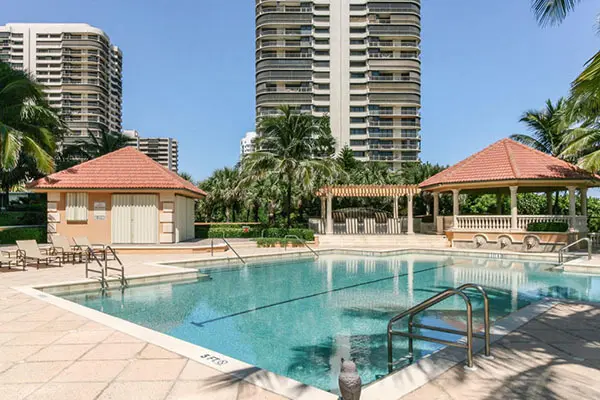 Oasis Singer Island condos, Florida — photo 2