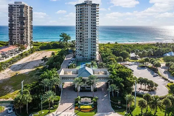 Oasis Singer Island condos, Florida — photo 9