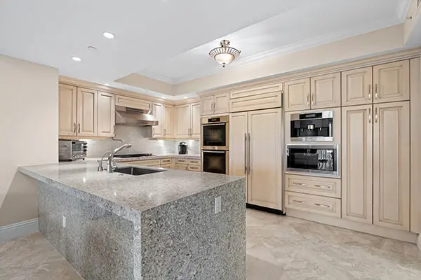 Oceans Edge at Singer Island condos, Florida — photo 11
