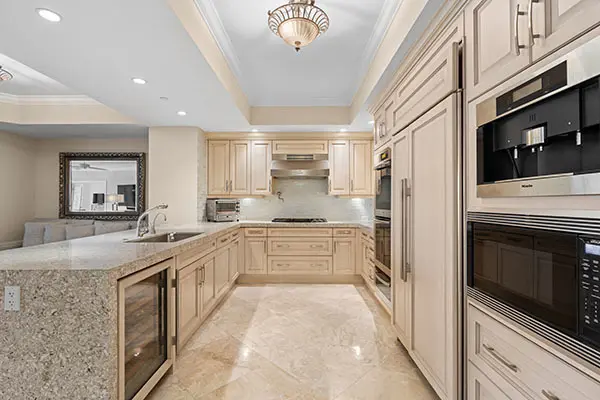 Oceans Edge at Singer Island condos, Florida — photo 12