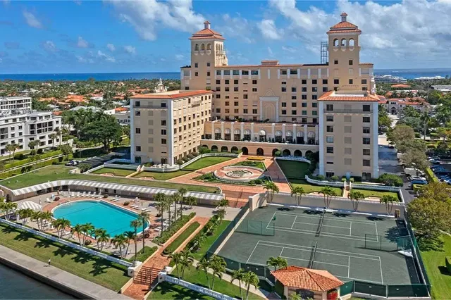 Palm Beach Biltmore condos, Florida — photo 2