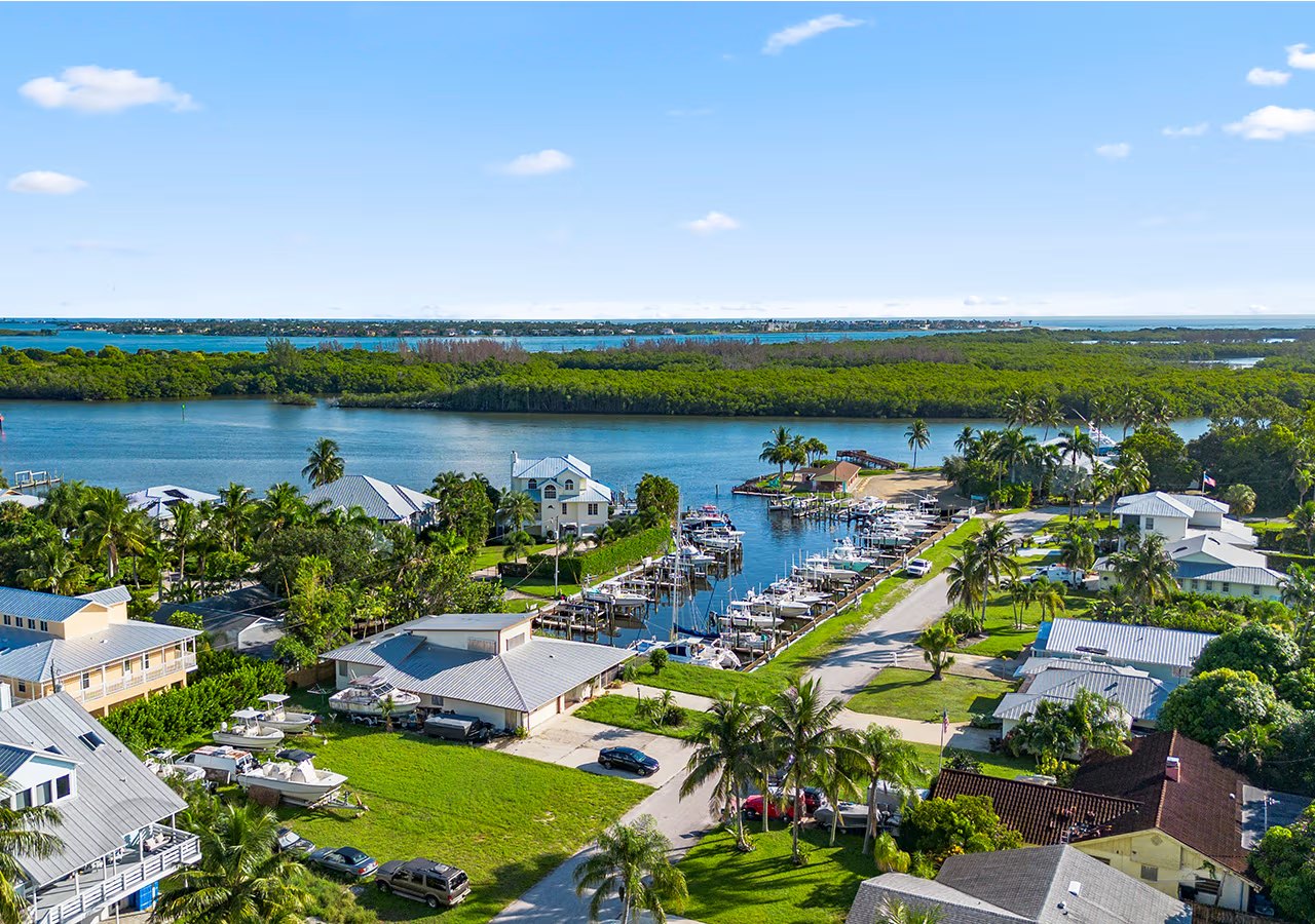Aerial view of the Rocky Point peninsula in Stuart