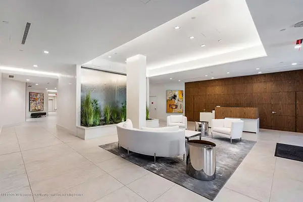 Sloan's Curve Palm Beach condos, Florida — photo 3
