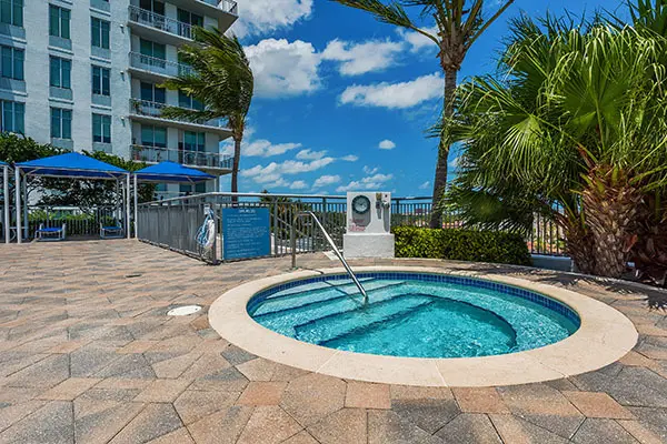 Hot tub at The Edge Condo in West Palm Beach