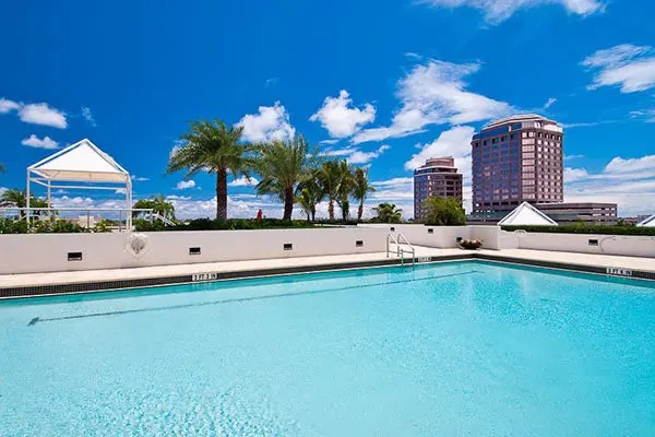 The Plaza of The Palm Beaches — Trump west beach