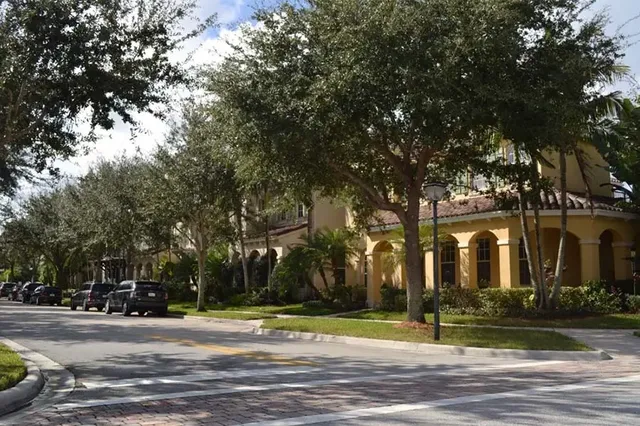 Valencia at Abacoa condos, Florida — photo 5