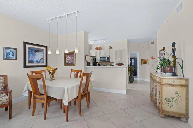 The Tower Condominium at Cityplace Unit 211 photo 4