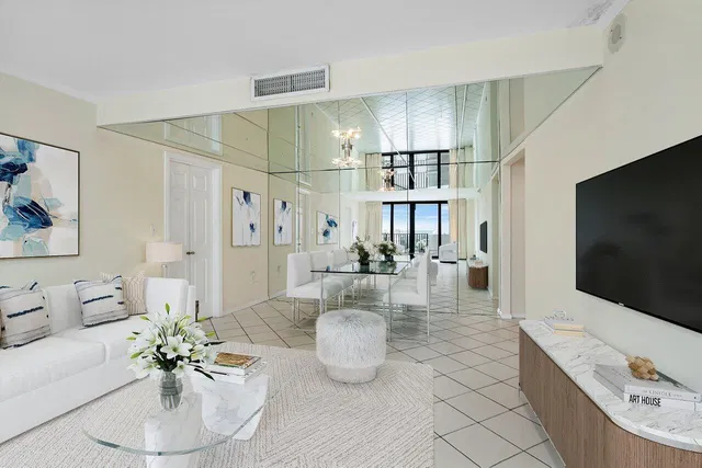 Trianon Unit Ph5 photo 4