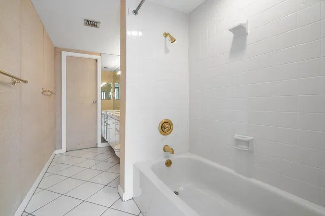 Trianon Unit Ph5 photo 11