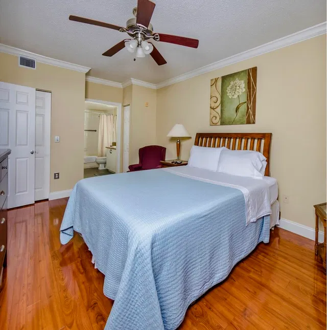 Courtyards in Cityplace Unit 412 photo 11