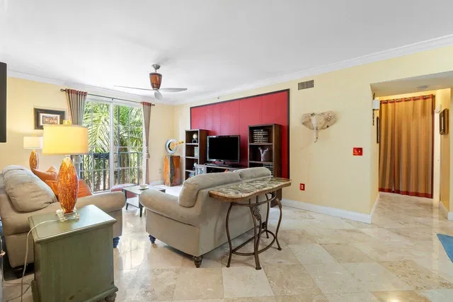 Courtyards in Cityplace Unit 510 photo 5
