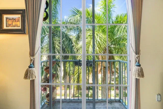 Courtyards in Cityplace Unit 510 photo 7