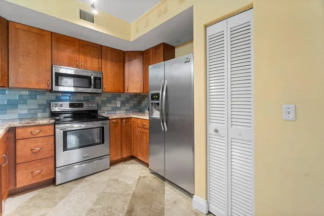 Courtyards in Cityplace Unit 510 photo 14