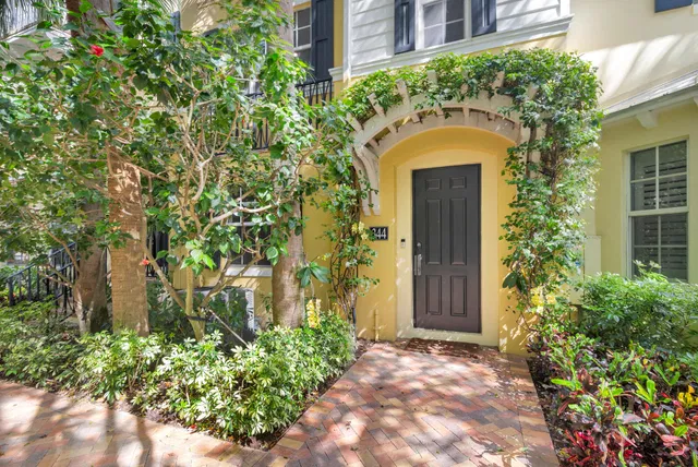 Magnolia Court Residence photo 16