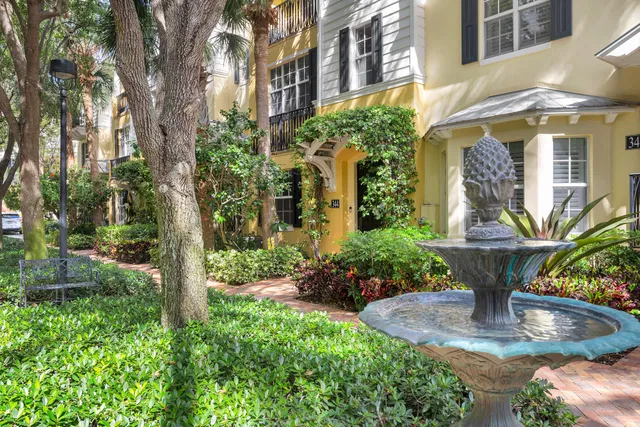 Magnolia Court Residence photo 17