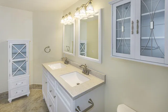 Courtyards in Cityplace Unit 117 photo 12