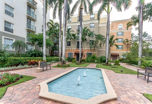Courtyards in Cityplace Unit 117 photo 15