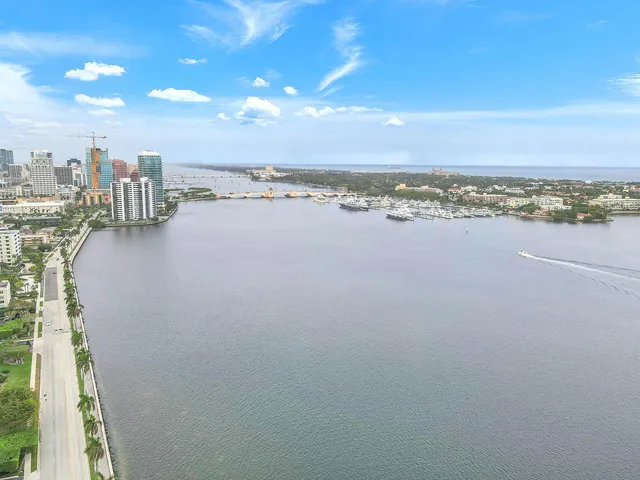 1801 S Flagler Unit 1804 photo 31