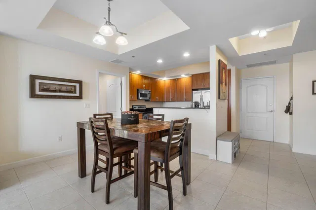 One City Plaza Unit 609 photo 6