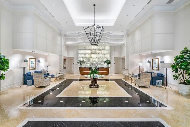 One City Plaza Unit 609 photo 32