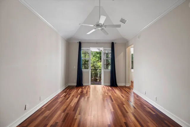 Magnolia Court Residence photo 24