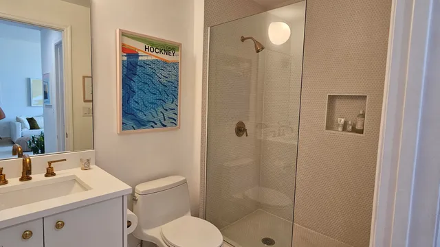 One City Plaza Unit 1001 photo 3