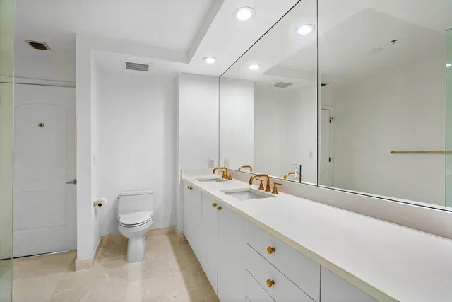 One City Plaza Unit 1001 photo 20