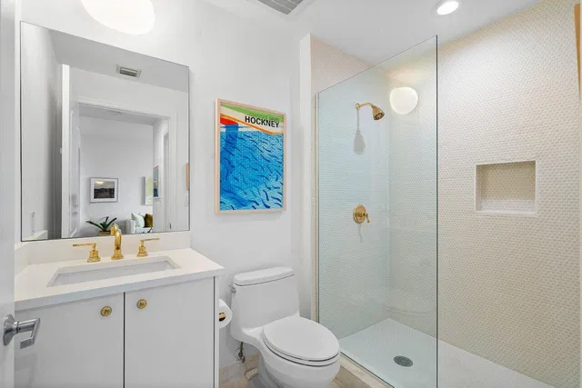 One City Plaza Unit 1001 photo 23