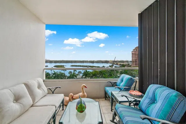 The Plaza of The Palm Beaches Unit 8g photo 9