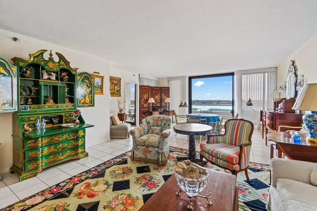 The Plaza of The Palm Beaches Unit 8g photo 15