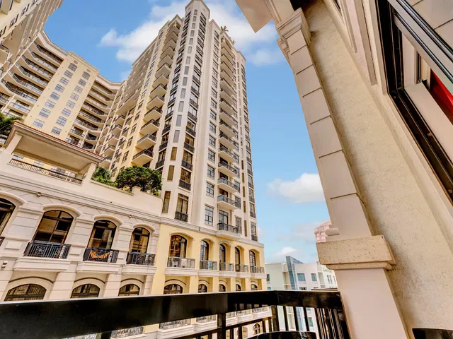 One City Plaza Unit 433 photo 8
