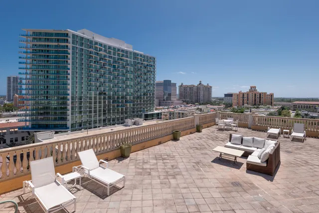 The Metropolitan Unit 411 photo 30