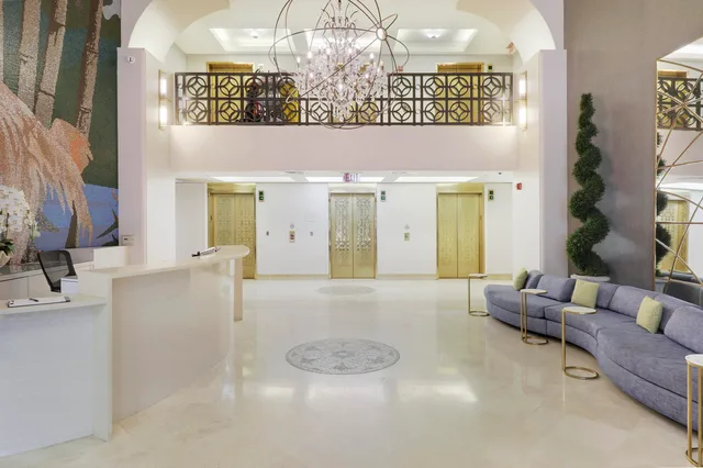 The Strand Unit 1022 photo 4