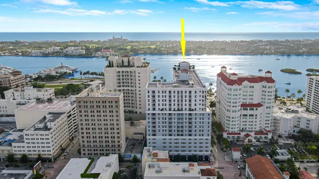 The Strand Unit 1022 photo 54