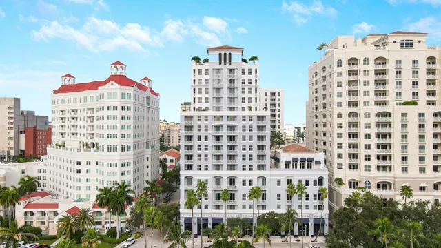 The Strand Unit 1022 photo 64