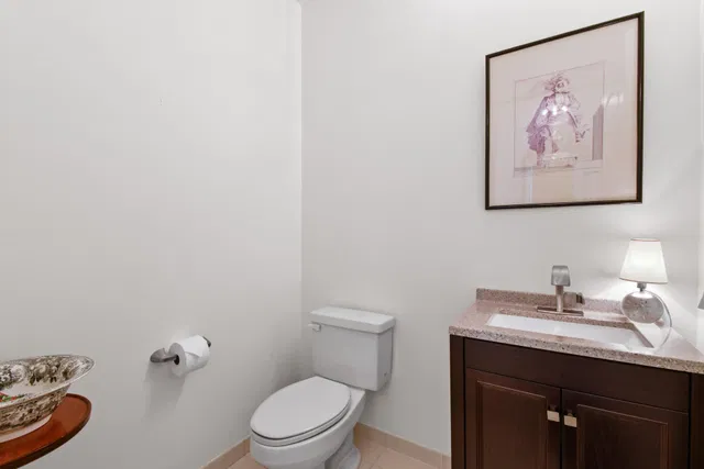 One City Plaza Unit 412 photo 11