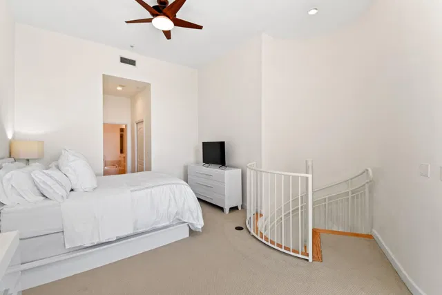 One City Plaza Unit 412 photo 12