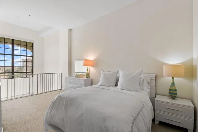 One City Plaza Unit 412 photo 14