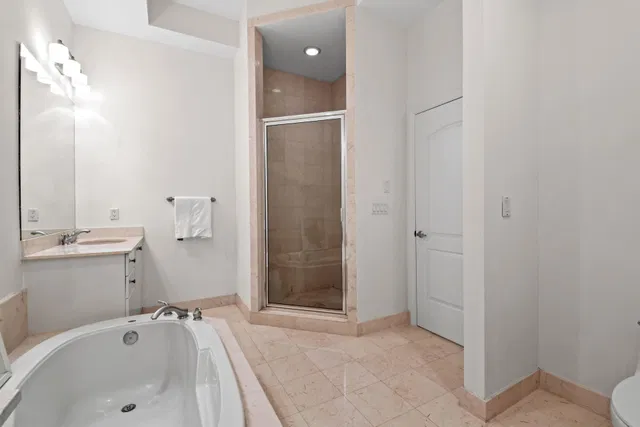 One City Plaza Unit 412 photo 20