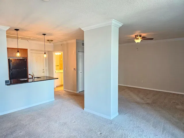 The Prado Unit 350 photo 3