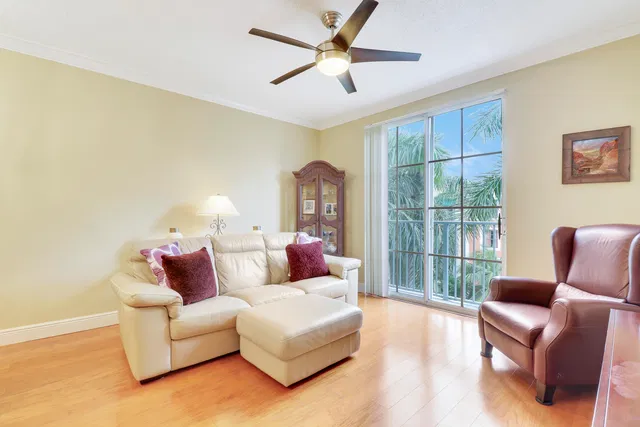 Courtyards in Cityplace Unit 512 photo 26