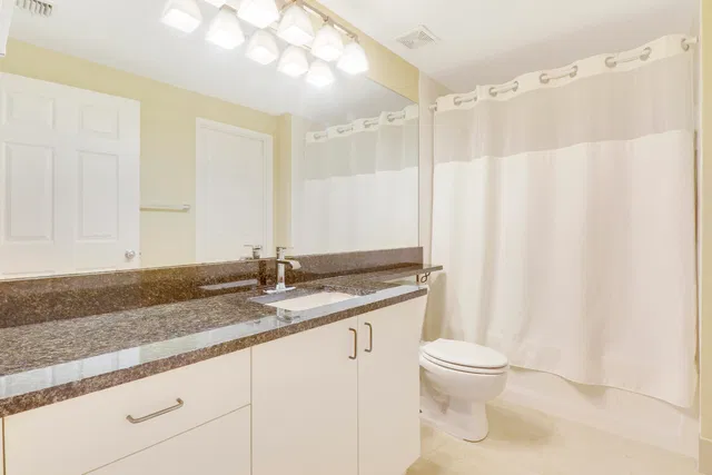 Courtyards in Cityplace Unit 512 photo 36
