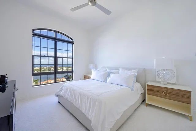 One City Plaza Unit 1606 photo 6