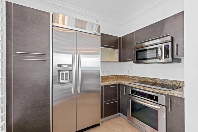 CityPlace South Tower Unit 322 photo 14