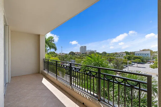 CityPlace South Tower Unit 322 photo 17